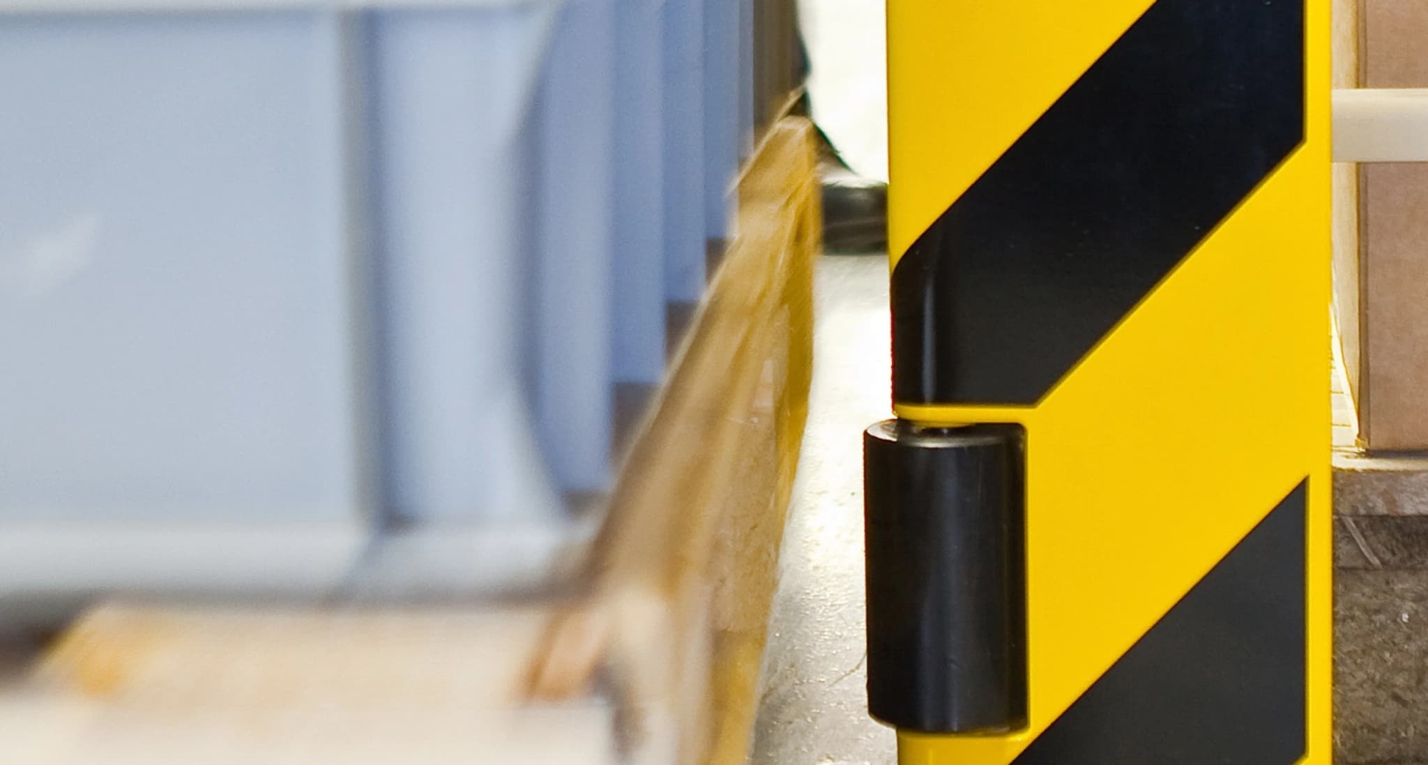 Угловая, стеновая защита title image